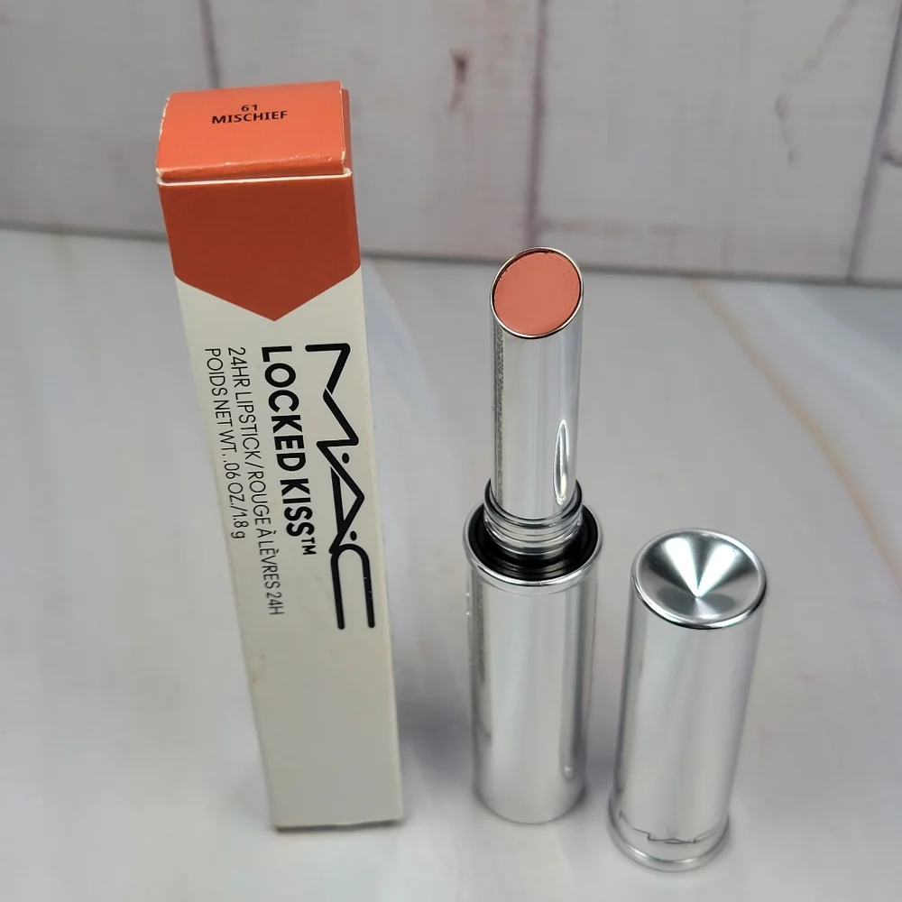 Mac Locked Kiss 24H Lipstick in Mischief BNIB
